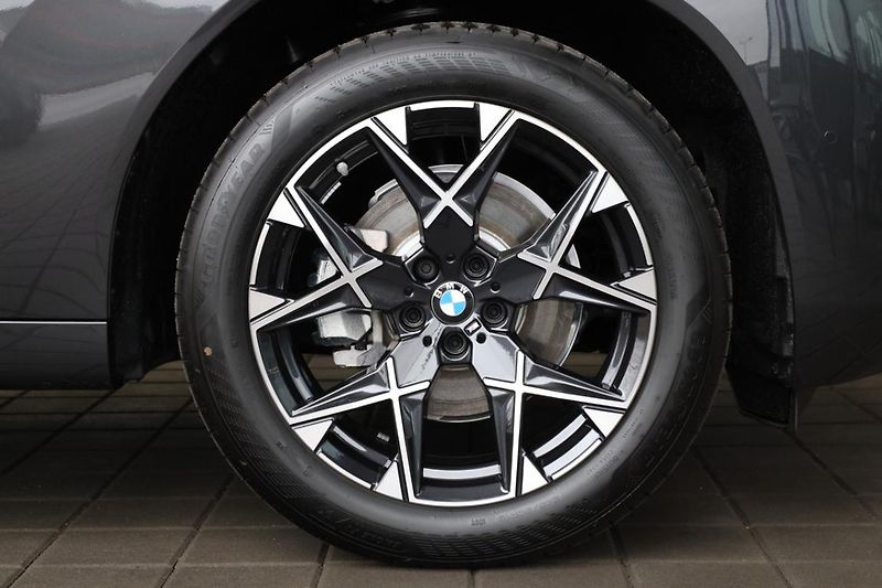BMW X3 xDrive20d - fotka 7 z 18