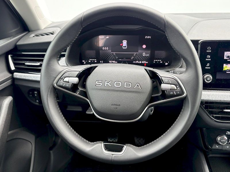 Škoda Scala (2025) 1.0 TSI / 85 kW / SELECTION - fotka 6 z 31