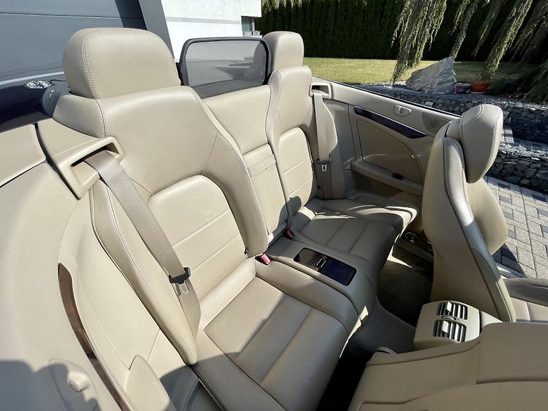 Mercedes-Benz Třídy E (2011) 250CDI cabrio kůže automat - fotka 22 z 24