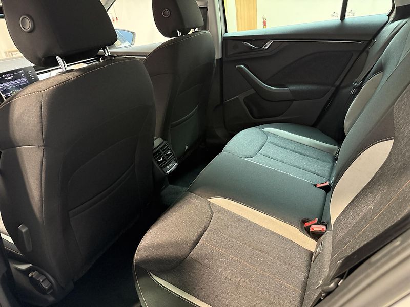 Škoda Scala 1.5 TSI 110kW Style DSG - fotka 13 z 15