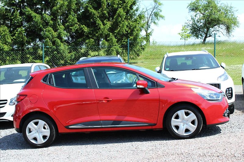 Renault Clio 0,9 TCe 66kW serviska, 1.maj. - fotka 5 z 36