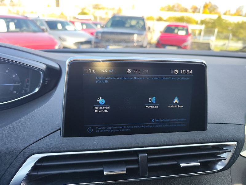 Peugeot 5008 1.2 PureTech/96kW Allure AT - fotka 17 z 34