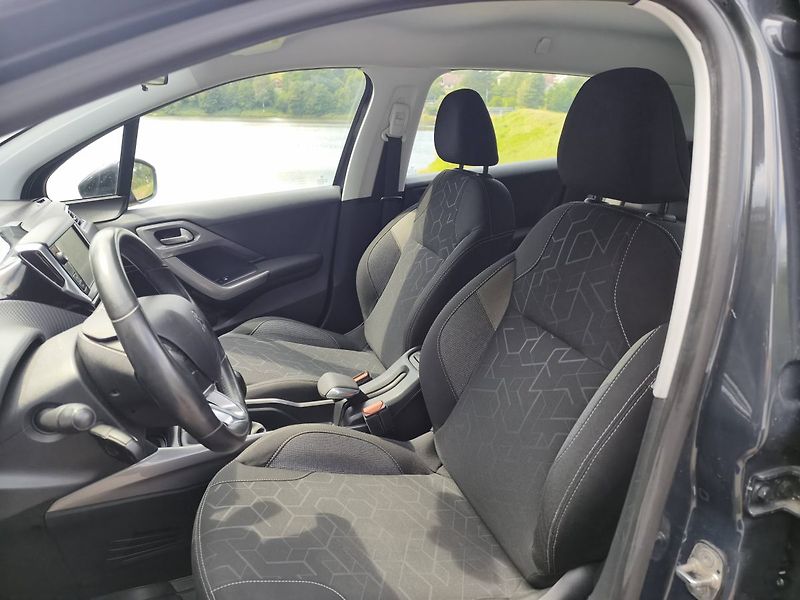 Peugeot 2008 (2016) - fotka 6 z 29