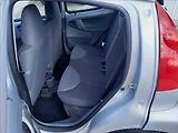 Peugeot 107 1,0i 50kW AUTOMAT - náhled 19