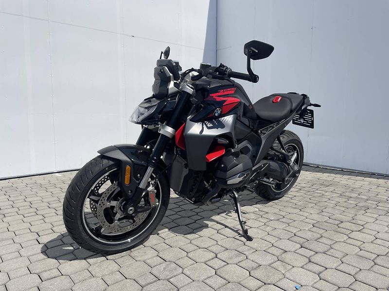 BMW (2026) R 1300 R - fotka 5 z 12