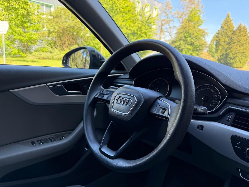 Audi A4 3,0 TDI Avant / 160 kW /  - fotka 20 z 24