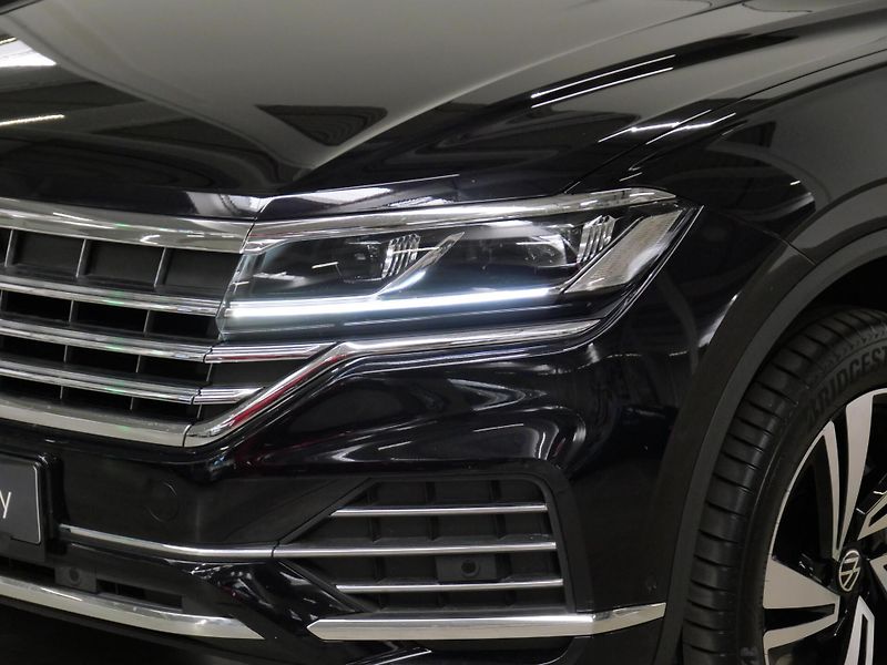 Volkswagen Touareg - fotka 9 z 30