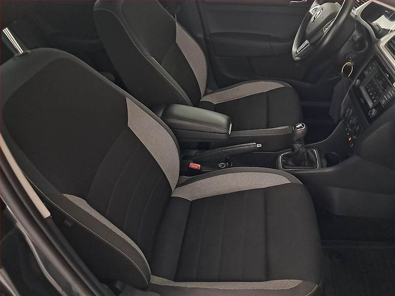 Škoda Rapid (2016) Spaceback 1.2 TSI - fotka 9 z 19