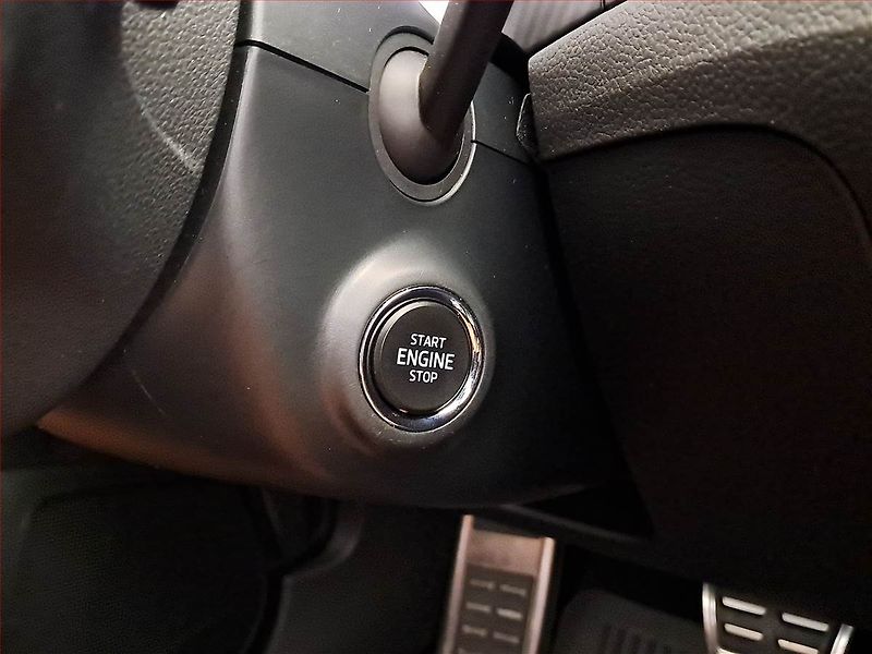 Škoda Superb (2022) Sportline 2.0 TDI - fotka 21 z 24