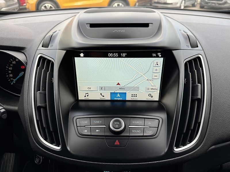 Ford C-MAX (2018) 1.5i Ecoboost Automat Xenony - fotka 12 z 48