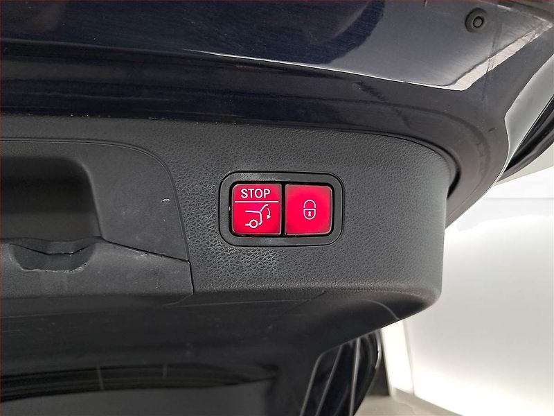 Mercedes-Benz EQC (2022) 400 4MATIC, SoH 96% - fotka 16 z 20