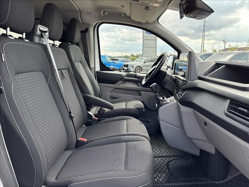 Ford Transit Custom 2,0 EcoBlue 100kW Trend L2 - fotka 21 z 43