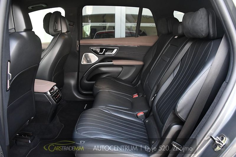 Mercedes-Benz EQS 450 4M SUV AMG TAŽNÉ HUD - fotka 13 z 58