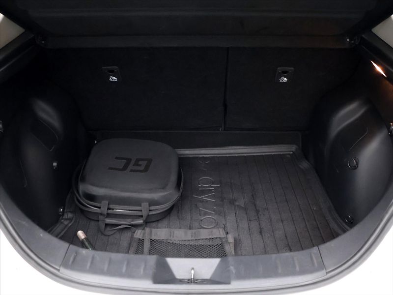 Nissan Leaf 110kW N-Connecta 40kWh - fotka 10 z 32