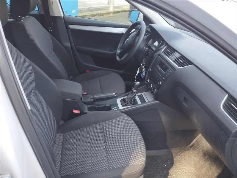 Škoda Octavia 2,0 TDi 110KW 4X4 - fotka 8 z 18