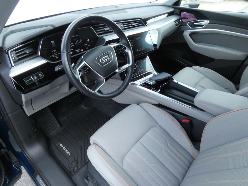 Audi e-tron (2020) 55 Quattro SoH100% - fotka 5 z 30
