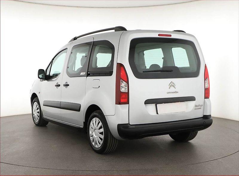Citroën Berlingo (2015) XTR 1.6 HDi, 5Míst, ČR, 1Maj - fotka 4 z 10