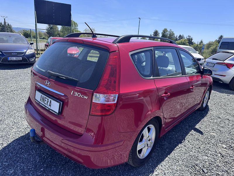 Hyundai i30 1.4i, 2012, 1.Majitel - fotka 6 z 16