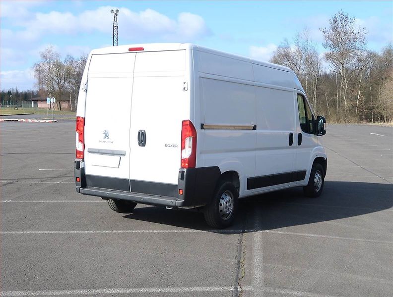 Peugeot Boxer (2024) 2.2 BlueHDi, L2H2, 1.0t, ČR - fotka 5 z 14