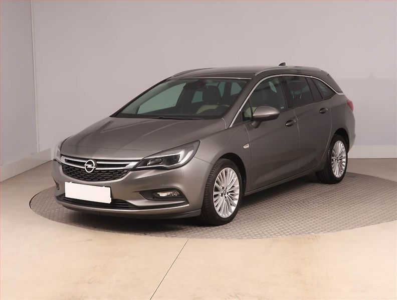 Opel Astra (2018) 1.4 T, Serv.kniha, Navi - fotka 2 z 17