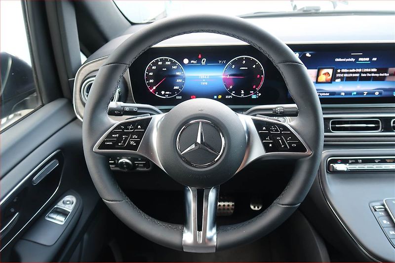 Mercedes-Benz Třídy V (2025) 250 d - fotka 16 z 23