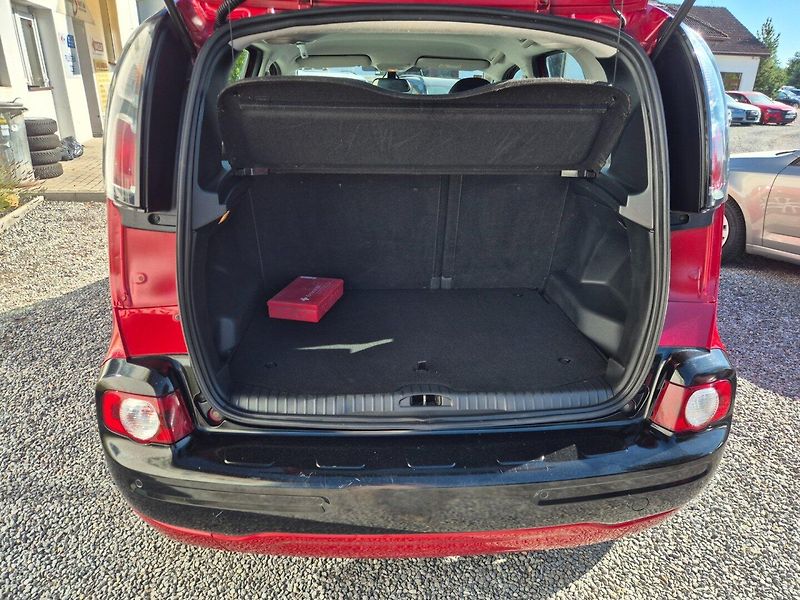 Citroën C3 Picasso (2016) 1.4 i TOP 66tis.km - fotka 12 z 18