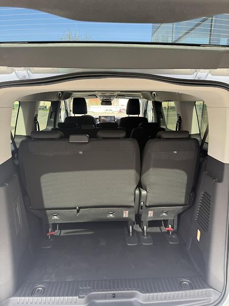 Citroën SpaceTourer (2026) FEEL L2 2.2 BlueHDi 180 S&S EA - fotka 6 z 11