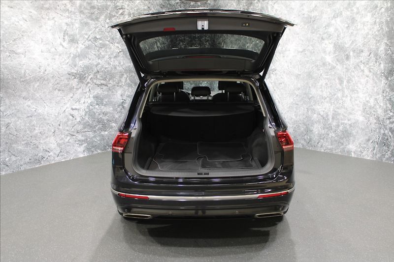 Volkswagen Tiguan Allspace 2,0 TSI ALL 4M DSG R-line - fotka 5 z 33