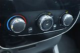 Renault Clio (2015) 1.2 16V, Navi, Tempomat - náhled 13