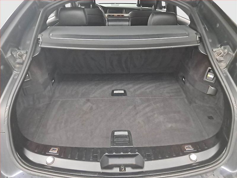 BMW Řada 5 (2012) 530d xDrive GT, 4X4, Automat - fotka 14 z 24
