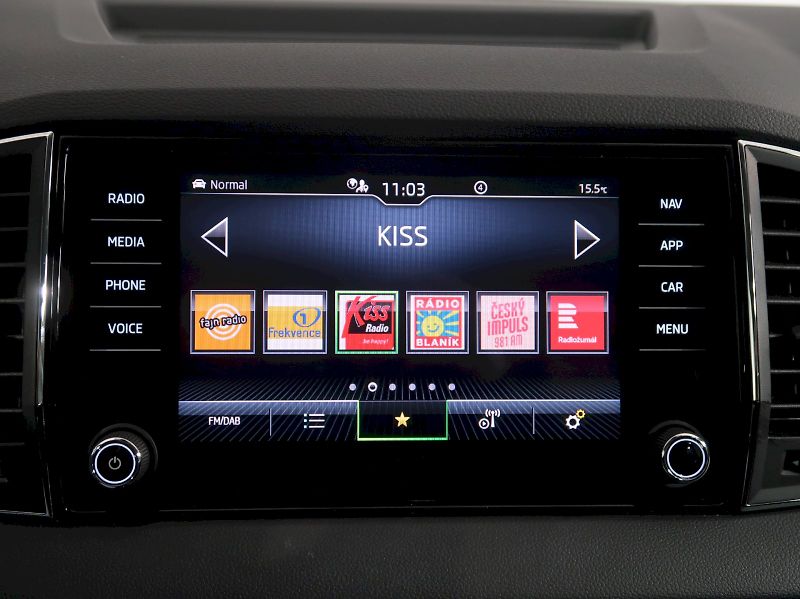 Škoda Karoq (2025) TOP SELECTION 1.5TSI 110KW DSG - fotka 24 z 41