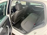 Škoda Rapid (2017) Spaceback 1.4Tdi AUT - náhled 12