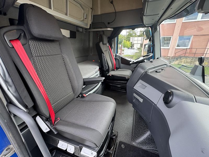 Renault Trucks T (2018) T 520 High Comfort LowDeck*ACC - fotka 23 z 25