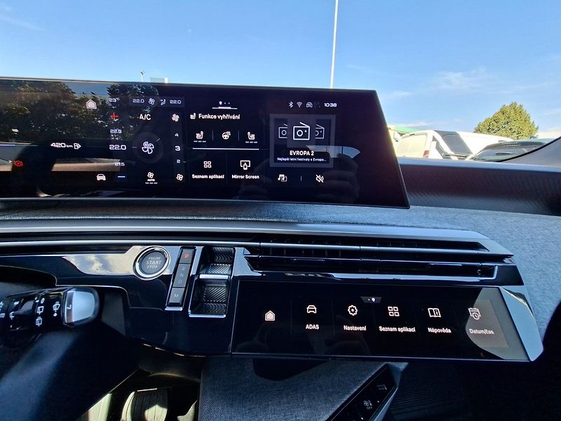 Peugeot 5008 ALLURE HYBRID 145k e-DCS6 - fotka 20 z 28