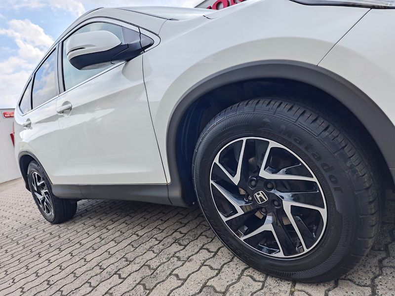 Honda CR-V (2016) 2.0 i-VTEC Elegance Plus 4WD - fotka 34 z 41