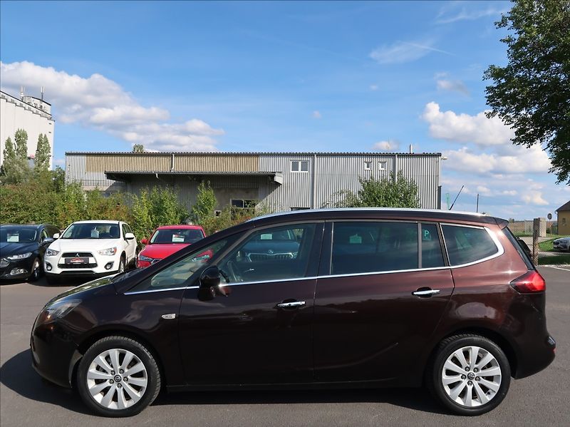 Opel Zafira 2,0 TDCi,96kW,NovéČR,tempomat - fotka 5 z 23