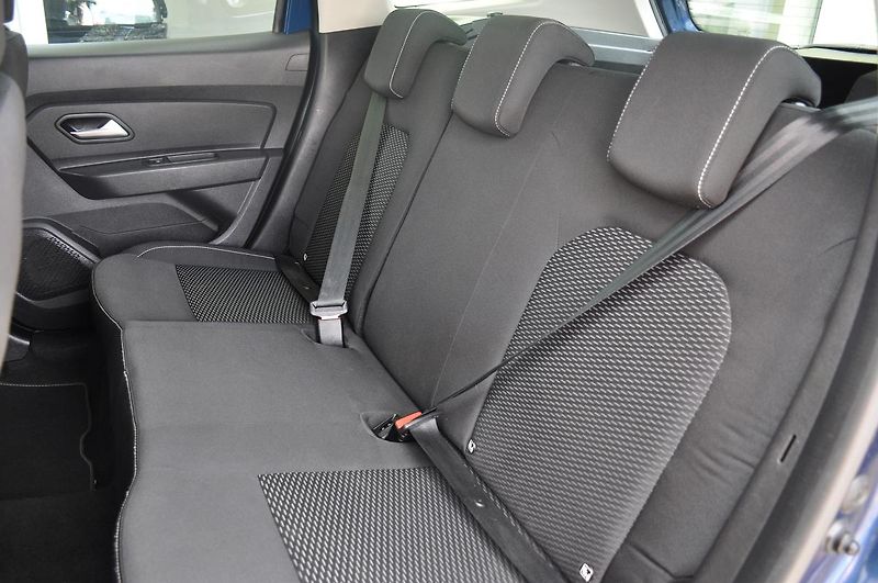 Dacia Duster 1.5dCi NAVI AC - fotka 20 z 34