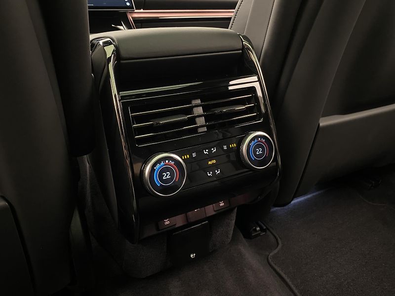 Land Rover Range Rover Sport (2026) D300 DYNAMIC HSE AWD REZERVACE - fotka 66 z 72