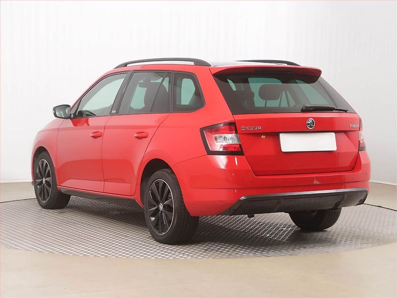 Škoda Fabia (2017) Monte Carlo 1.0 TSI, Automat - fotka 4 z 17
