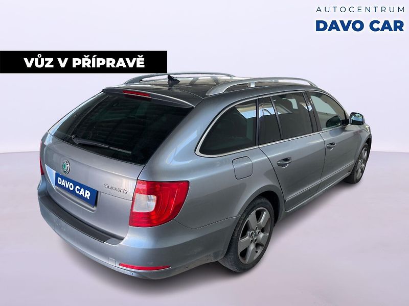 Škoda Superb 2,0 TDI 125kW 4x4 Elegance - fotka 3 z 12