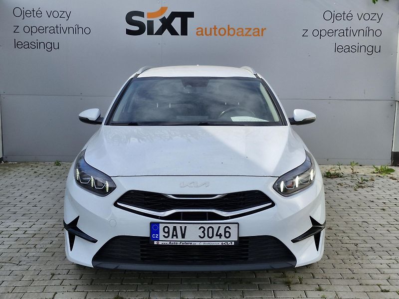 Kia Ceed  Top 1,5 T-GDI (118 kW) MAN - fotka 3 z 10