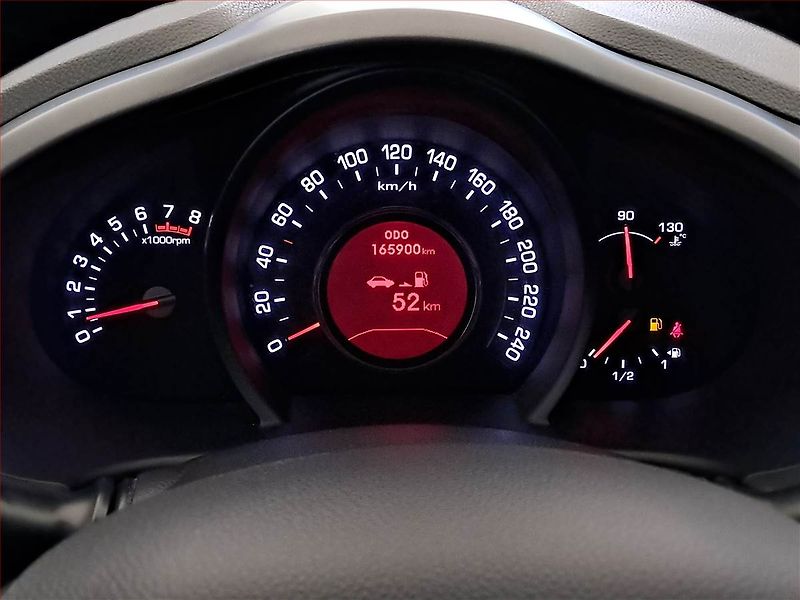 Kia Sportage (2012) 1.6 GDI, Tempomat - fotka 11 z 15