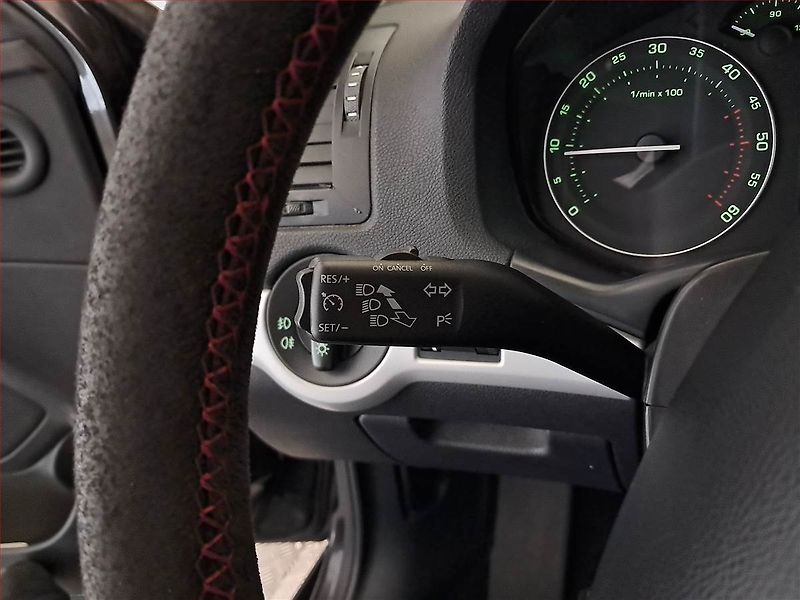 Škoda Octavia (2007) 1.9 TDI, po STK, Tažné - fotka 18 z 20