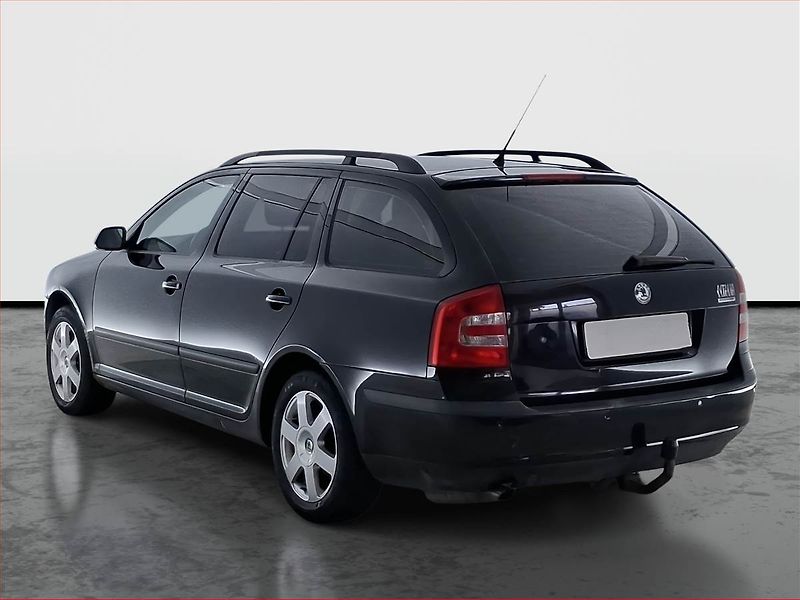 Škoda Octavia (2005) 1.6, po STK, Tažné - fotka 4 z 18