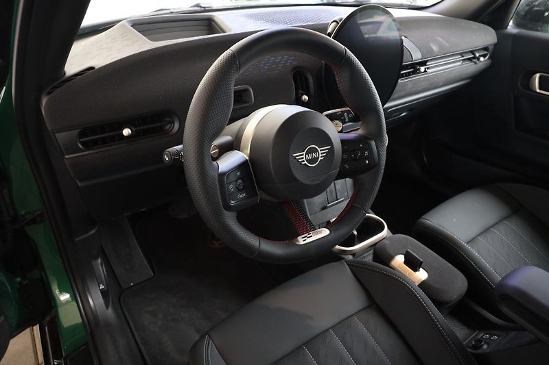 Mini Cooper C 5dveř - fotka 2 z 15