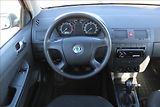 Škoda Fabia 1,4 i 16V  2.maj.,ČR,92.077km - náhled 11