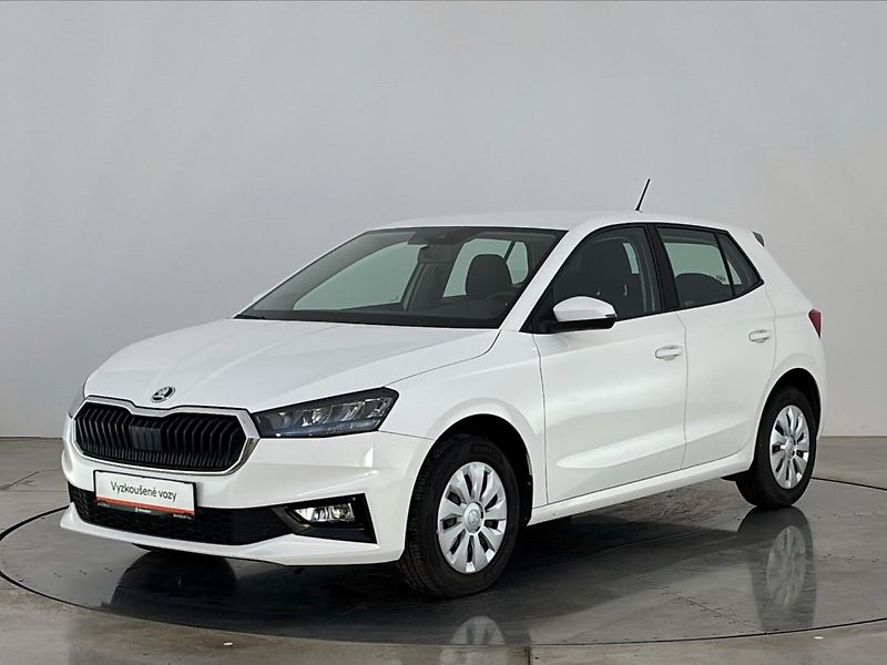 Škoda Fabia Ambition - fotka 1 z 28