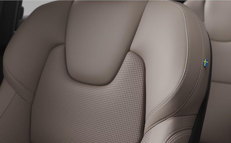 Volvo XC90 (2026) T8 AWD PLUS BRIGHT - fotka 11 z 17
