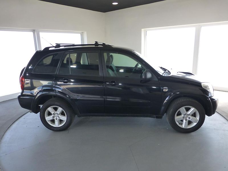 Toyota RAV4 (2004) 2,0D*DIGI**ALU**PARK.S***4X4 - fotka 5 z 24