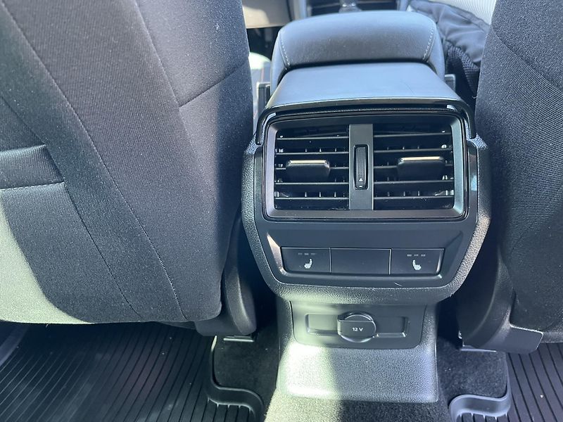 Škoda Kodiaq (2022) 2.0 TDi 110kW 4x4 WEBASTO - fotka 16 z 24
